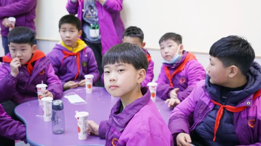 遇見春天 感受牧場(chǎng)生命能量—洛陽東外小學(xué)部研學(xué)系列活動(dòng)(二)